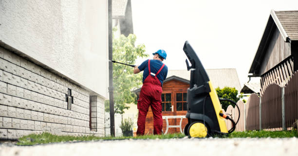 Best Commercial Pressure Washing  in Walker, MI